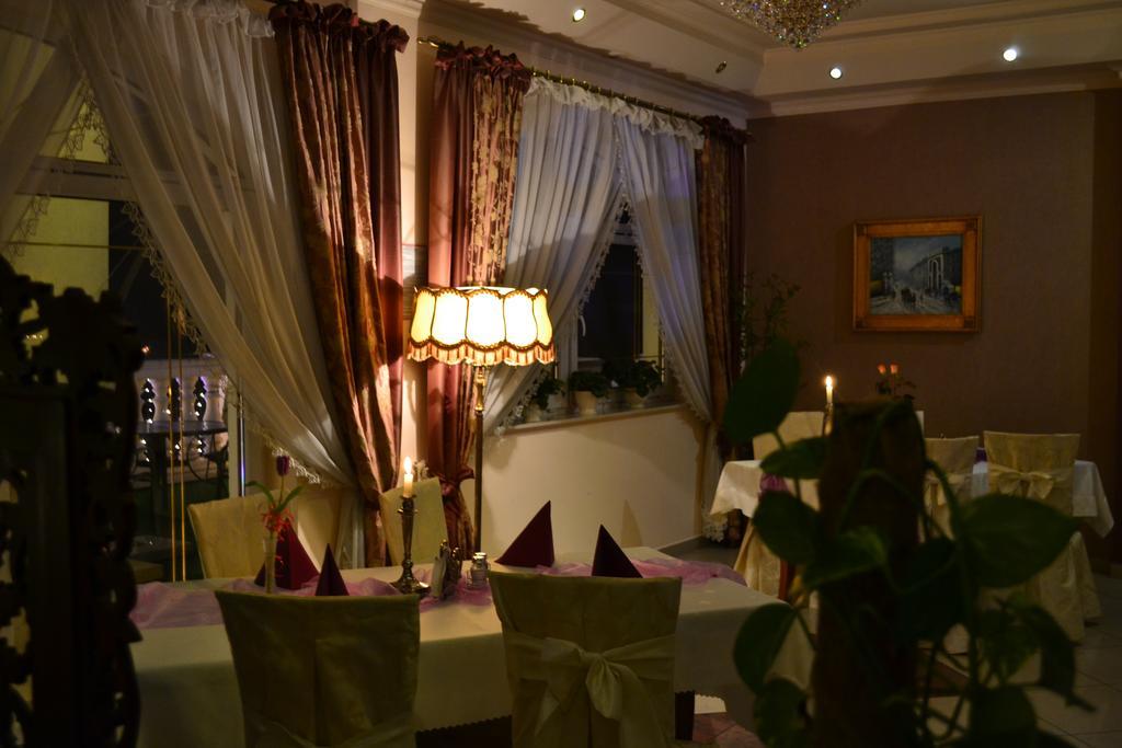 Palac Akropol Hotel
